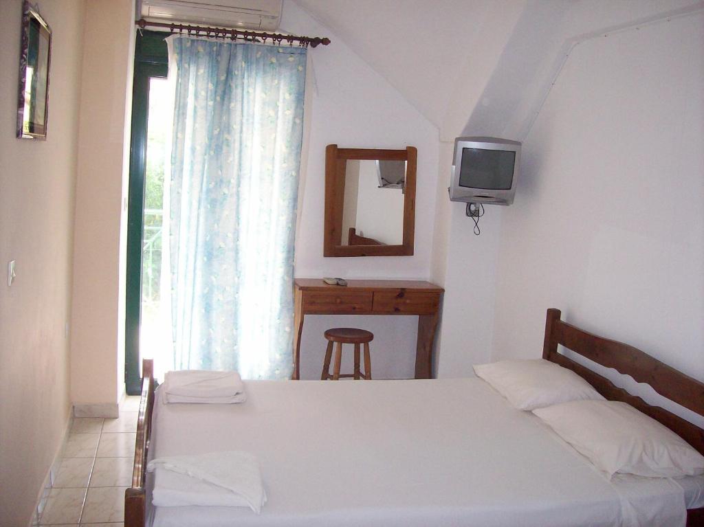 Petros Studios Порос Номер фото